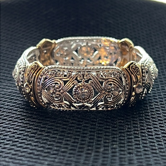 Jewelry - New Silver/Gold Tone Thick Rhinestones Bracelet